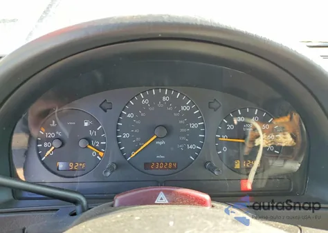 1964 Triumph Car Tr4 из США, поврежденный, VIN NULL